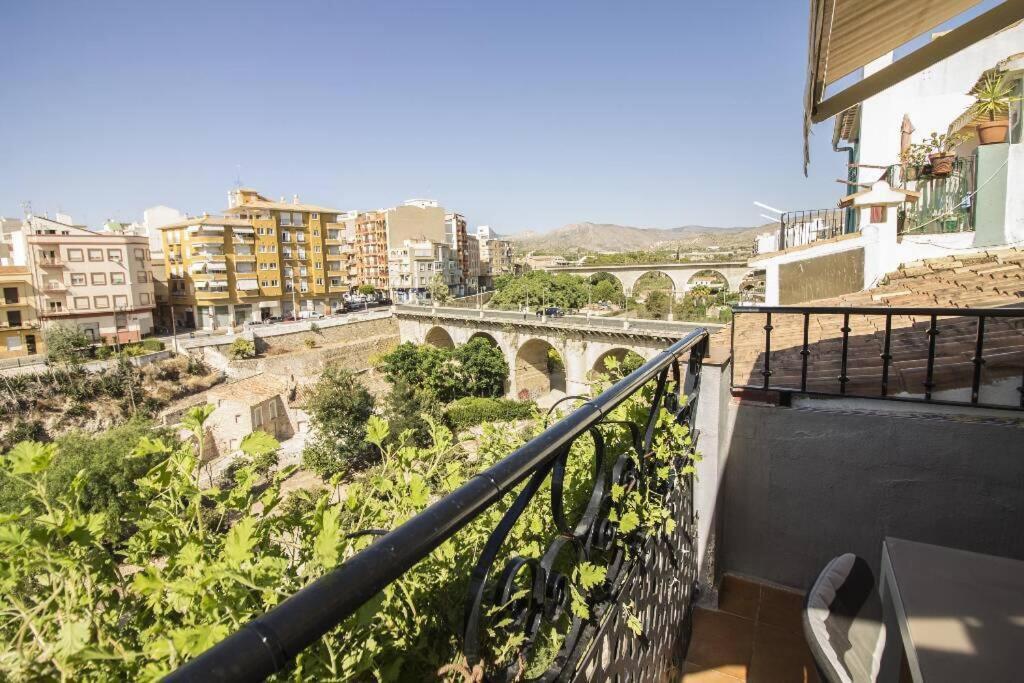 Preciosa Casa En Vilajoyosa Con Vistas Al Mar En Las Casas Colgantes Del Casco Antiguo Villajoyosa Kültér fotó